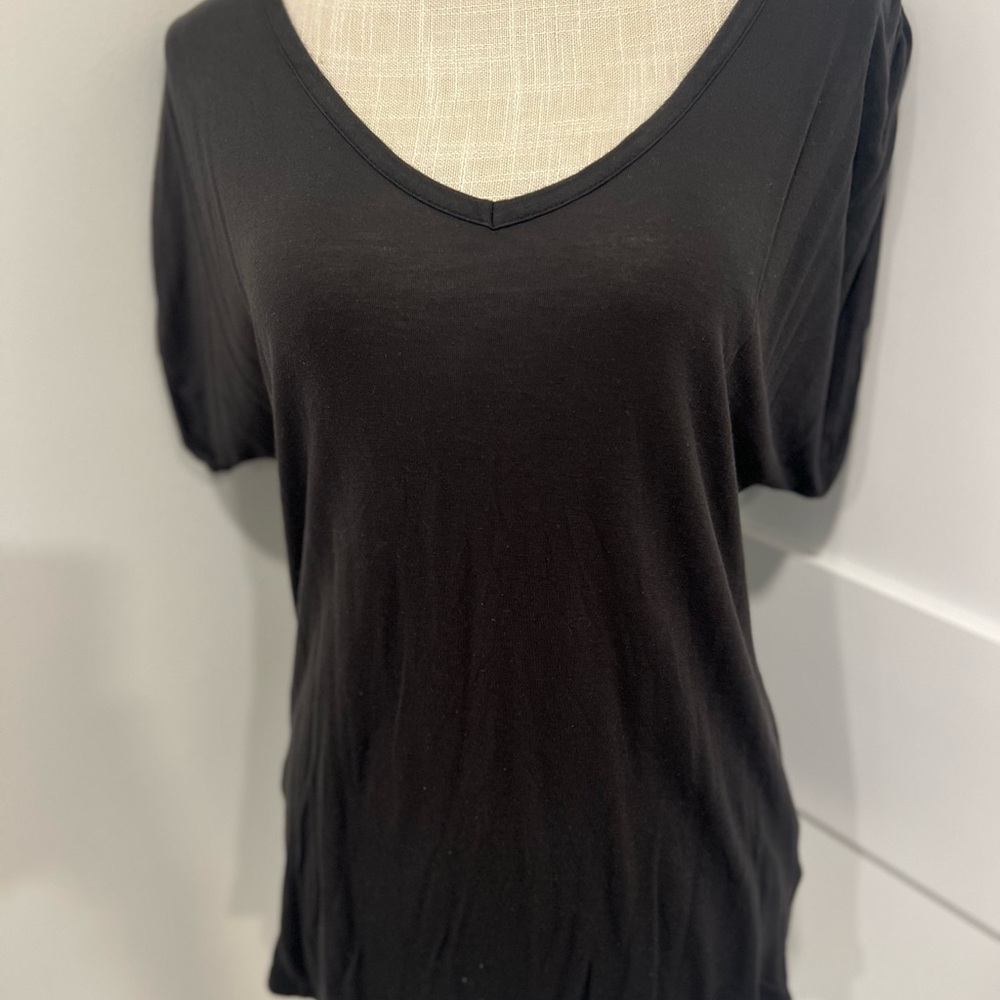 Mossimo Supply Co. Black V-Neck Short Sleeve Tee
